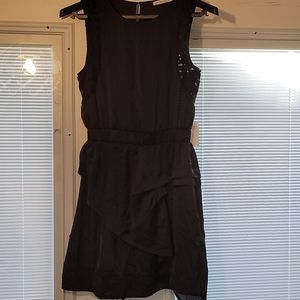De Chance sleeveless black dress